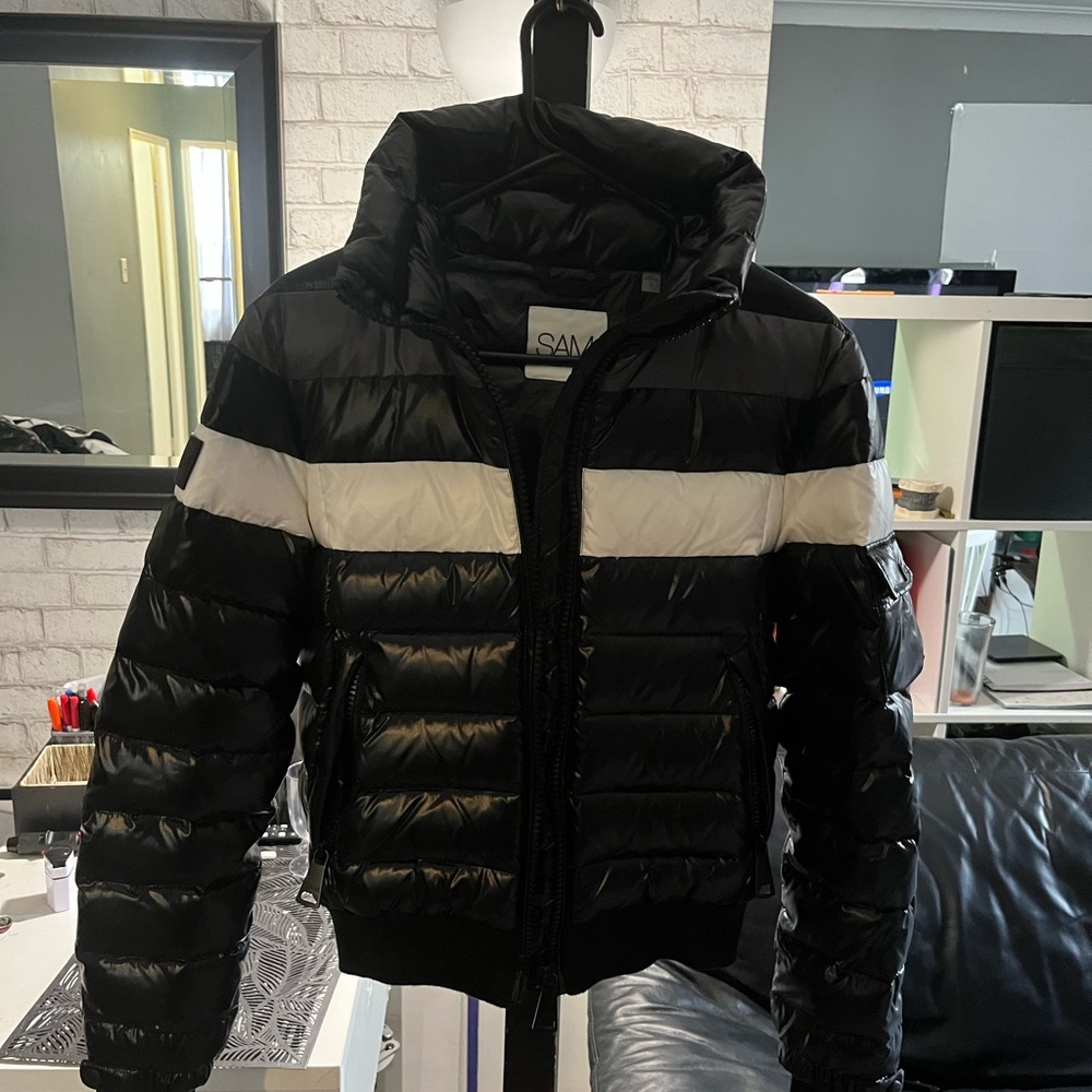 Brand New Without Tags SAM winter bomber jacket!!! 10/10 condition, size small.